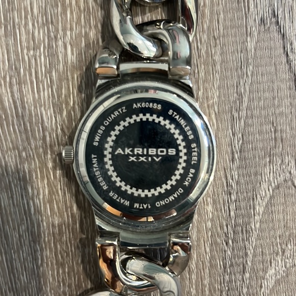 Akribos XXIV Swiss quartz watch - Picture 3 of 4